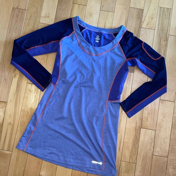 Merrell Dresses & Skirts - Merrell longsleeve dress